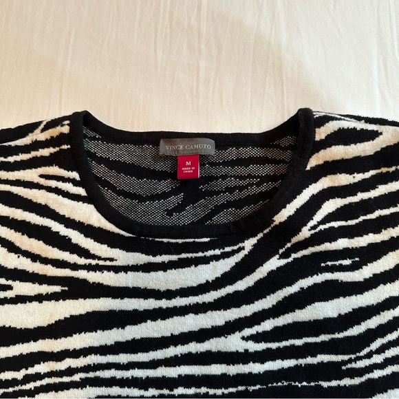 VINCE CAMUTO Zebra Jacquard Knit Sweater - 100% Exclusive Size Medium - Picture 8 of 10
